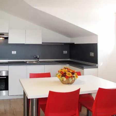 Locazione Turistica Vittoria Apartment *