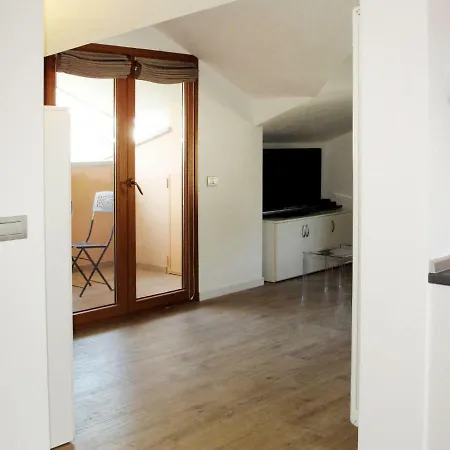 Apartment Locazione Turistica Vittoria *